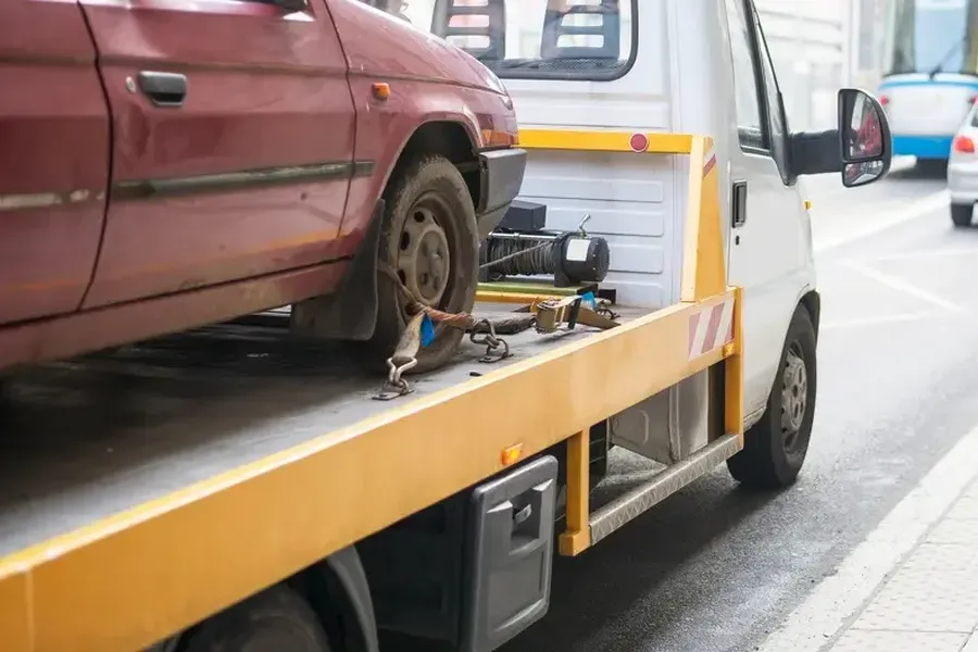 What Car Towing Means For Cash For Cars Sellers Memphis, TN What Car Towing Means For Cash For Cars Sellers Memphis, TN